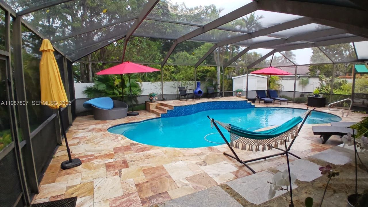 6421 SW 56th St, South Miami, FL 33155 Photo