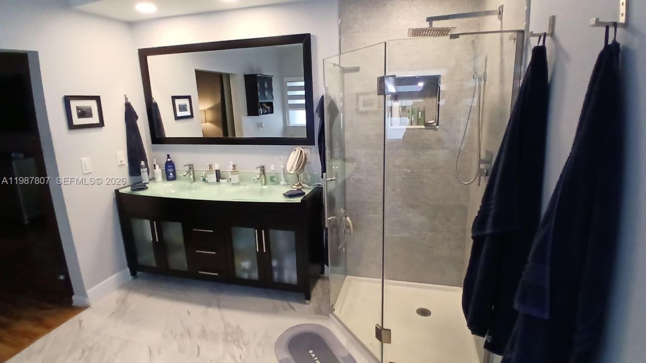 6421 SW 56th St, South Miami, FL 33155 Photo