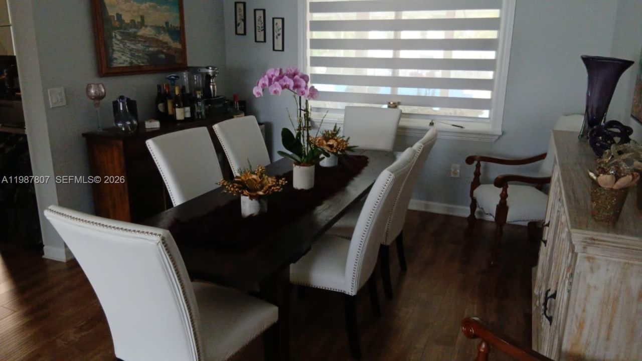 6421 SW 56th St, South Miami, FL 33155 Photo