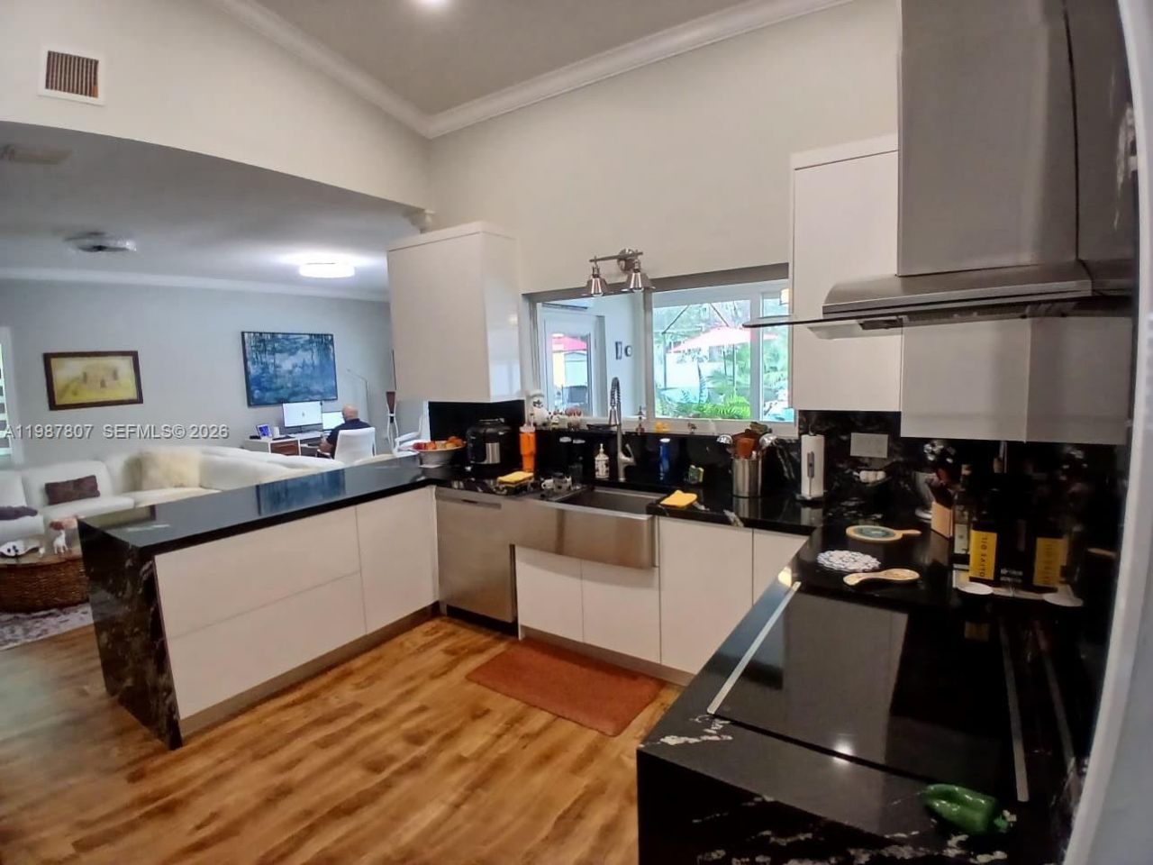 6421 SW 56th St, South Miami, FL 33155 Photo