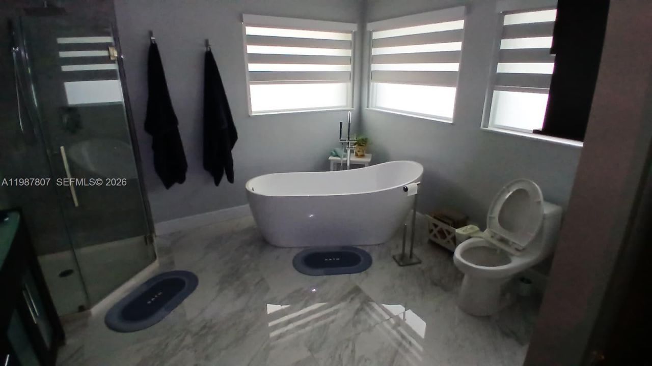 6421 SW 56th St, South Miami, FL 33155 Photo