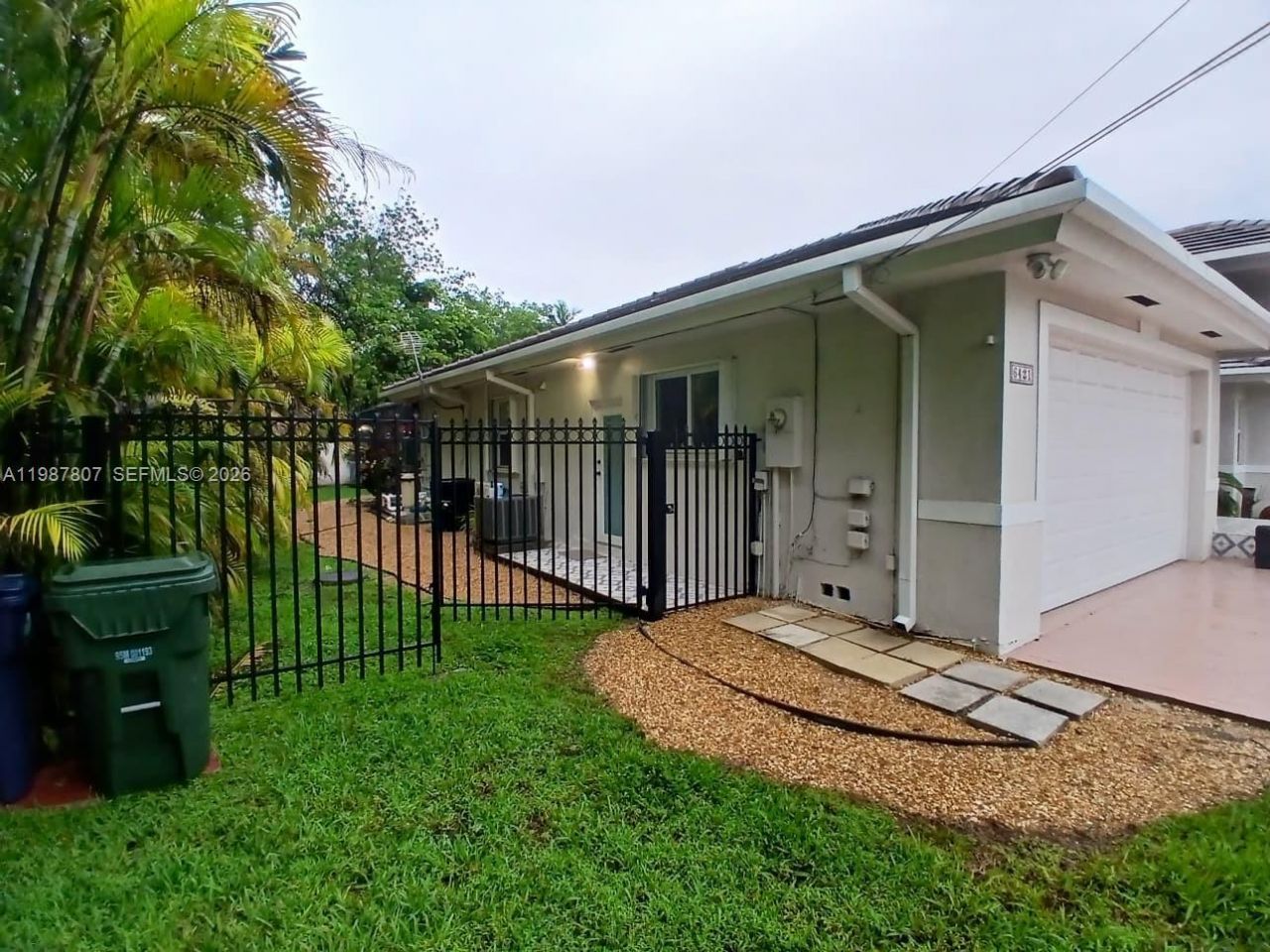 6421 SW 56th St, South Miami, FL 33155 Photo