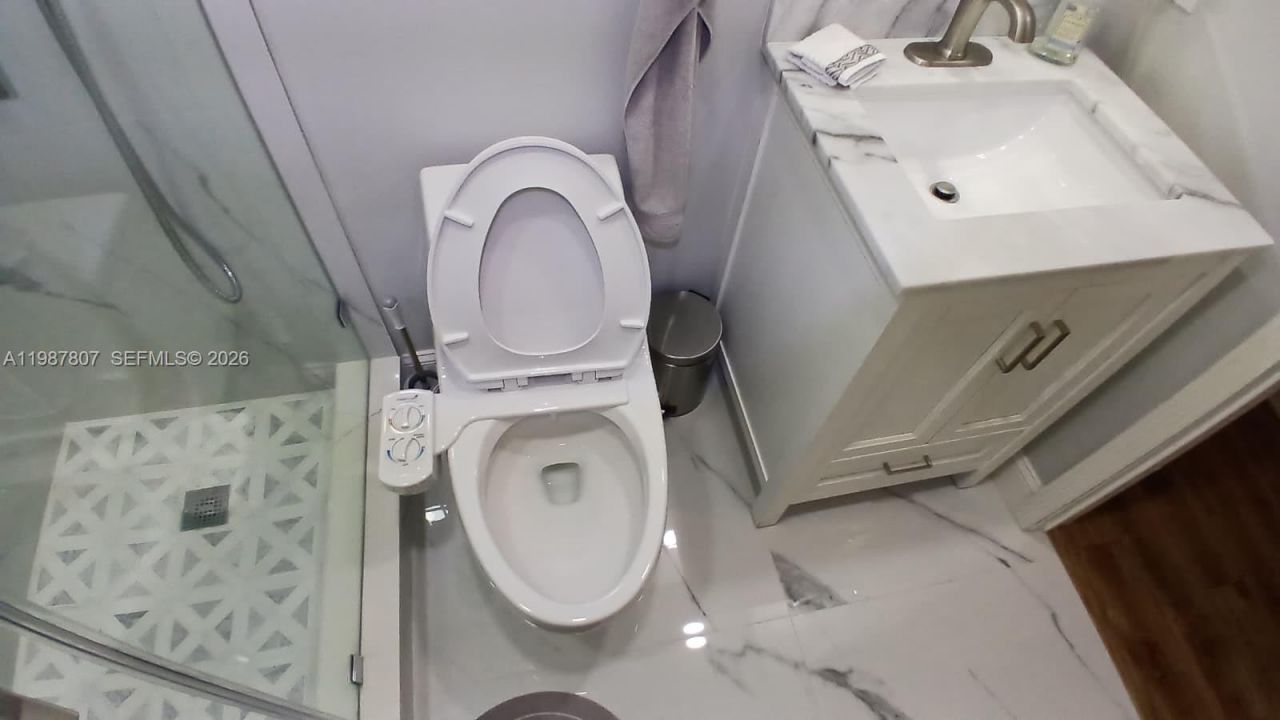 6421 SW 56th St, South Miami, FL 33155 Photo