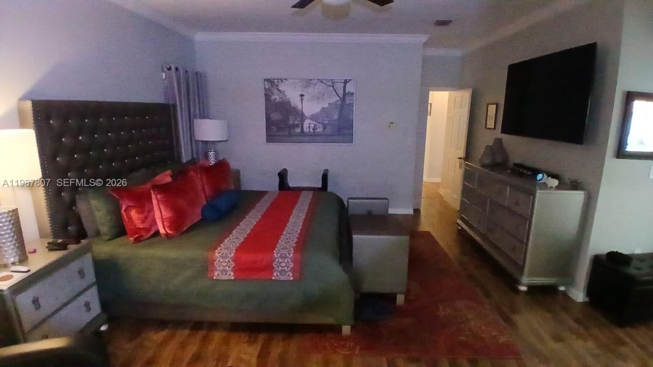 6421 SW 56th St, South Miami, FL 33155 Photo