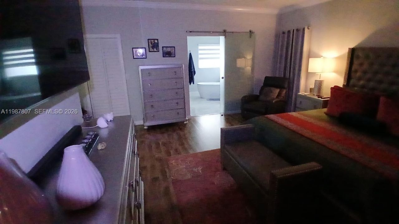 6421 SW 56th St, South Miami, FL 33155 Photo