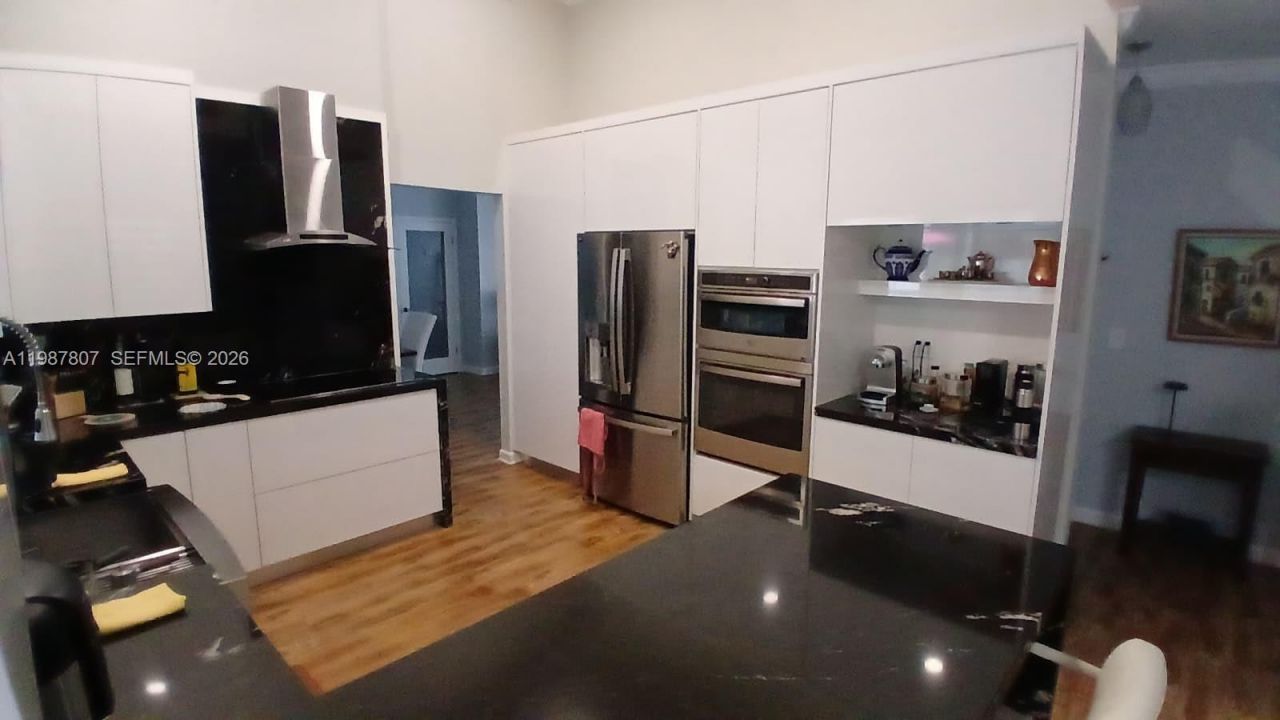 6421 SW 56th St, South Miami, FL 33155 Photo