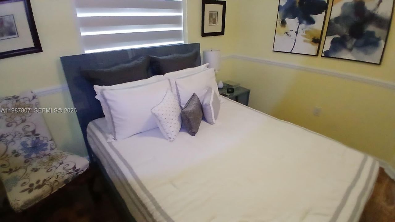 6421 SW 56th St, South Miami, FL 33155 Photo