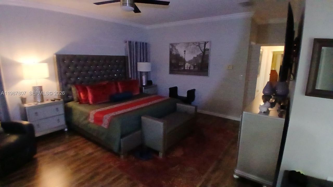 6421 SW 56th St, South Miami, FL 33155 Photo