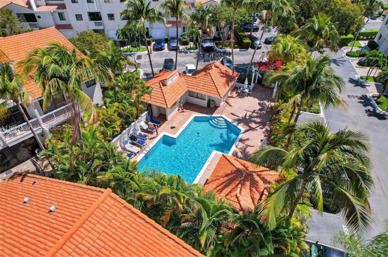 21391 Marina Cove Circle, Unit K11, Aventura, FL 33180 Photo