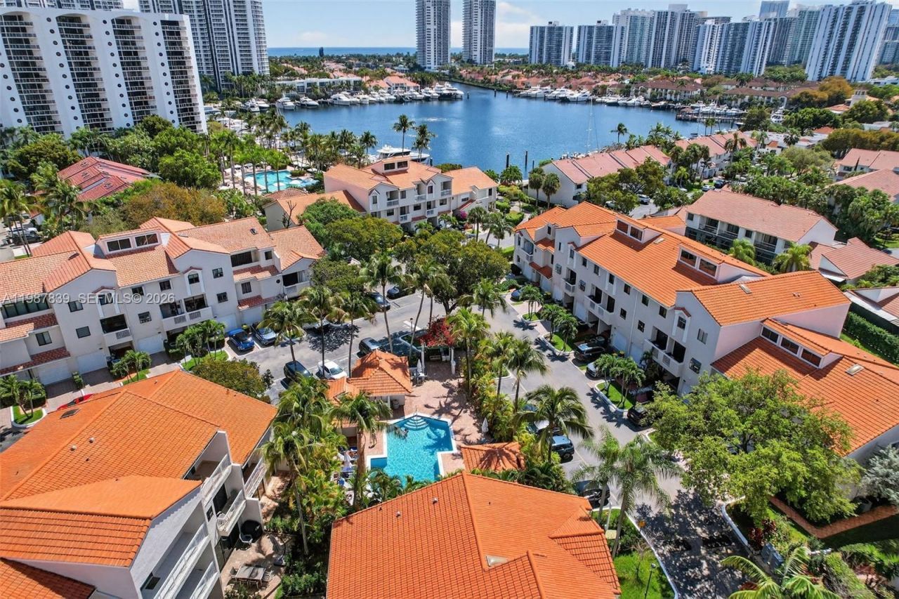 21391 Marina Cove Circle, Unit K11, Aventura, FL 33180 Photo