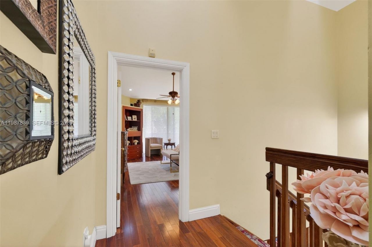 21391 Marina Cove Circle, Unit K11, Aventura, FL 33180 Photo