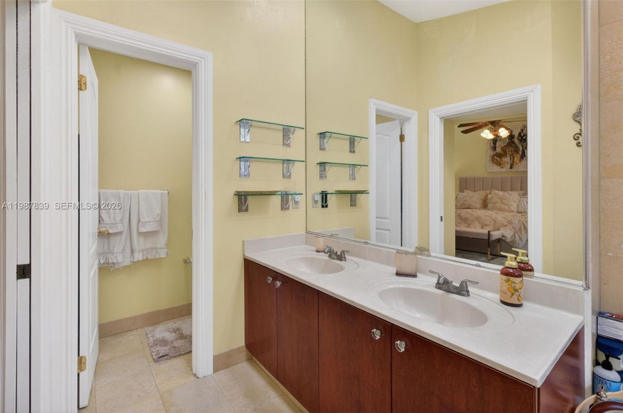 21391 Marina Cove Circle, Unit K11, Aventura, FL 33180 Photo