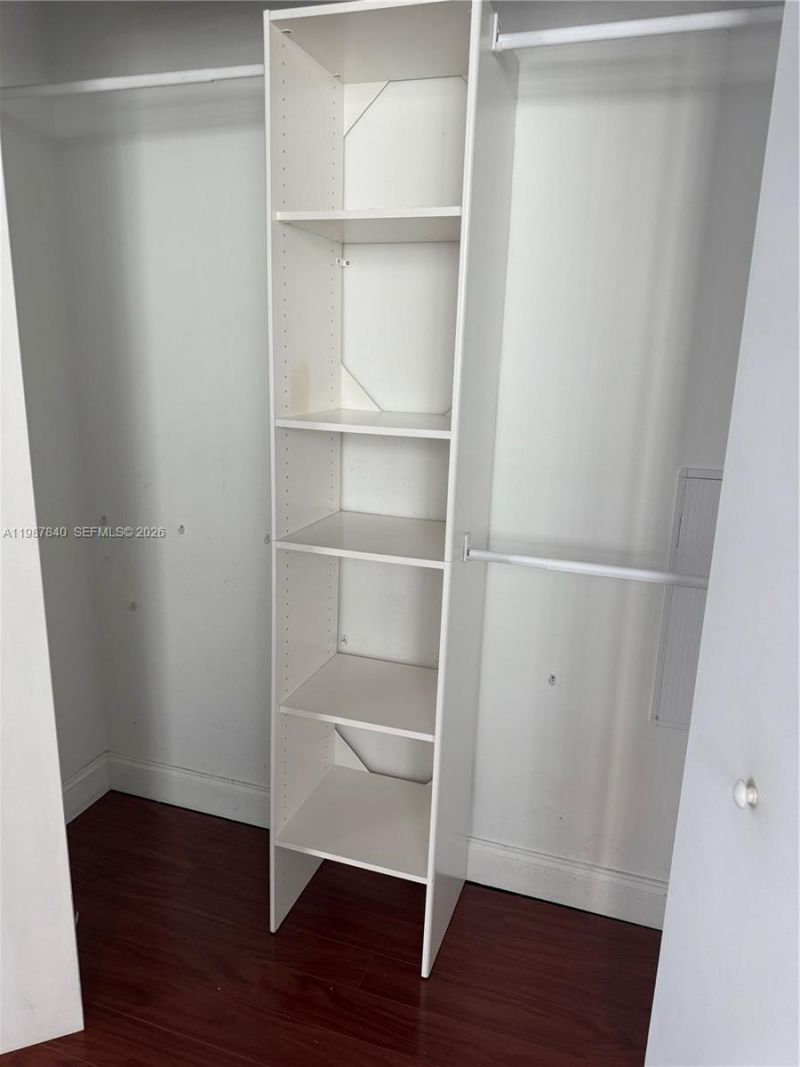 690 SW 1st Ct, Unit 2330, Miami, FL 33130 Photo