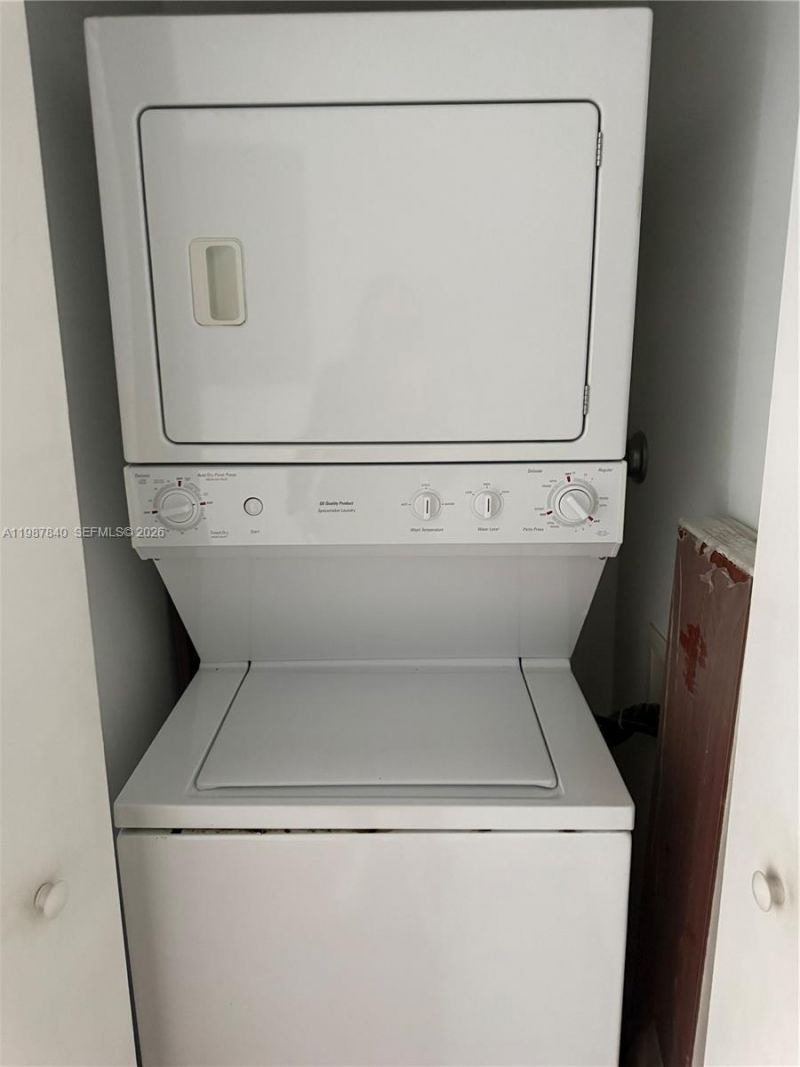 690 SW 1st Ct, Unit 2330, Miami, FL 33130 Photo