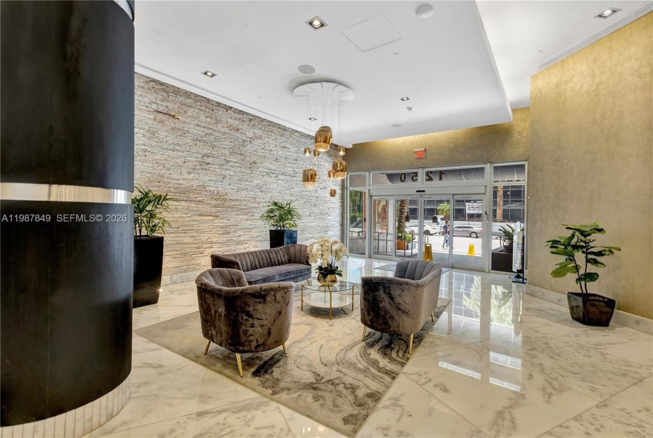 1250 S Miami Ave , Unit 2802, Miami, FL 33130 Photo