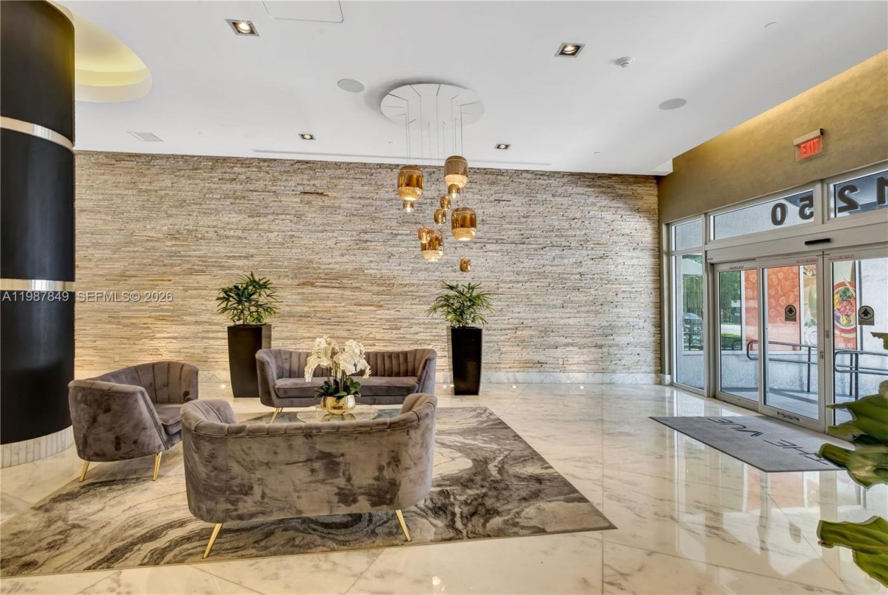 1250 S Miami Ave , Unit 2802, Miami, FL 33130 Photo