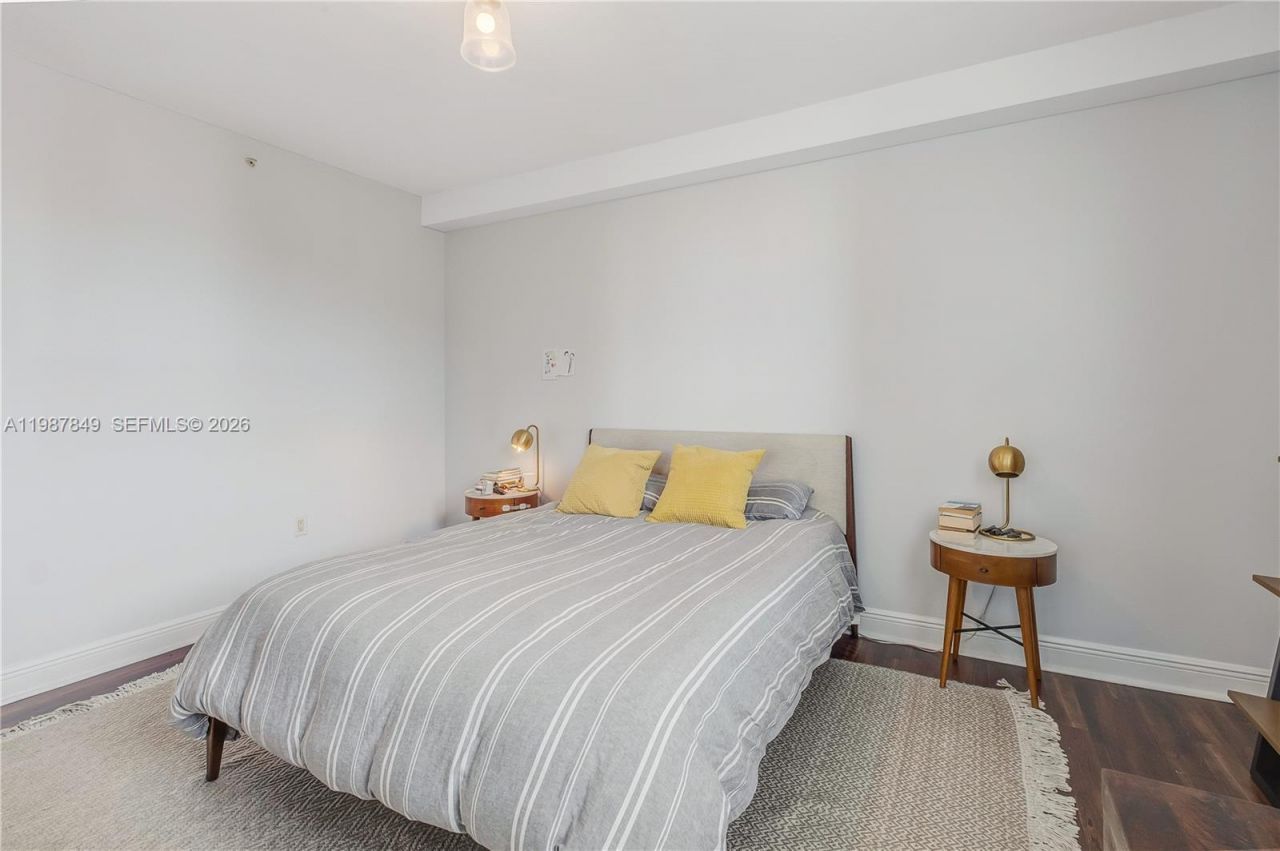 1250 S Miami Ave , Unit 2802, Miami, FL 33130 Photo