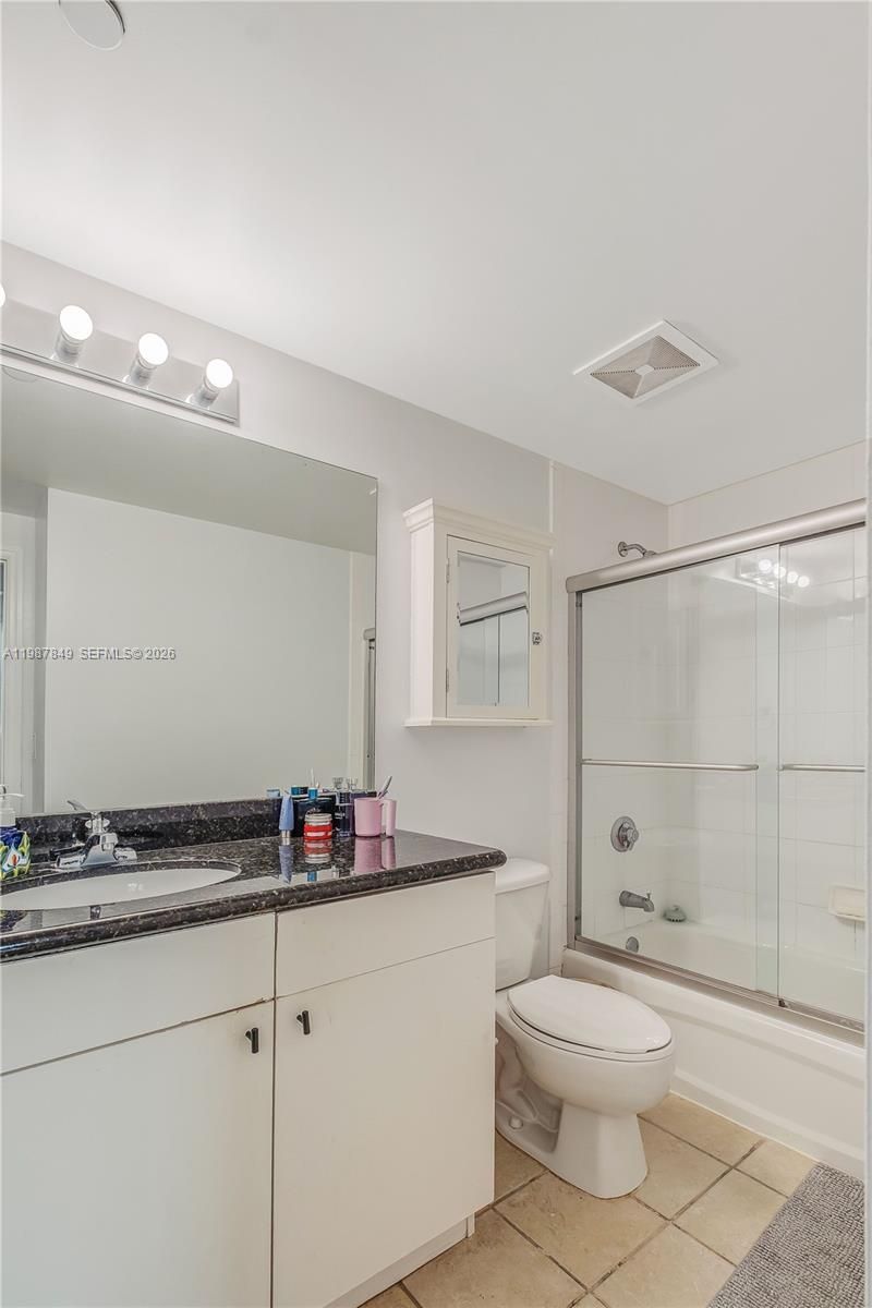 1250 S Miami Ave , Unit 2802, Miami, FL 33130 Photo