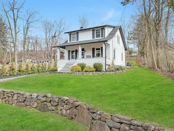 56 N Greenbush Road , West Nyack, NY 10994