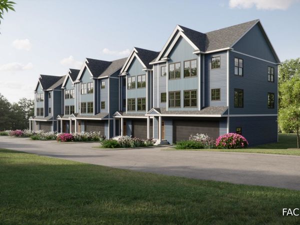 21 Upper Ladd Hill Road, Meredith, NH 03253