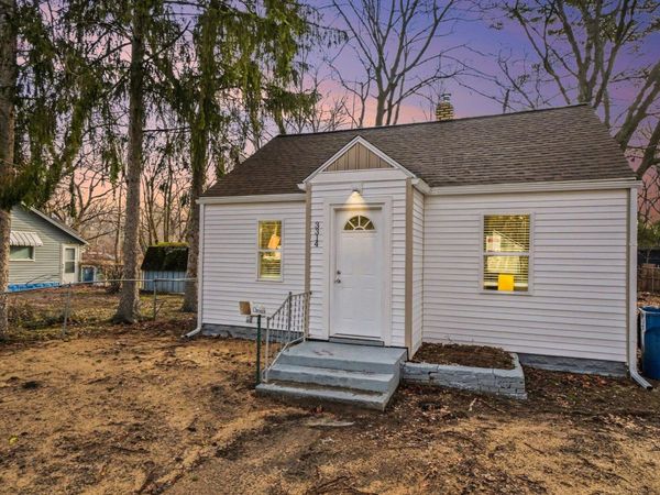 3314 8th Street, Muskegon, MI 49444