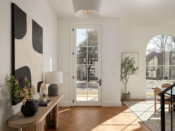 6903 La Vista Drive, Dallas, TX 75214