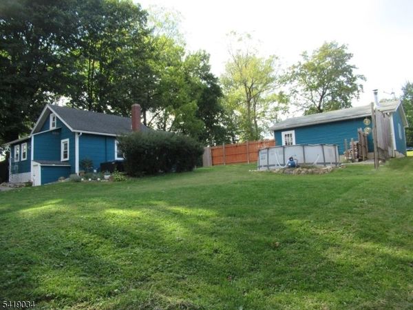 223 Washburn Ave, Washington, NJ 07882