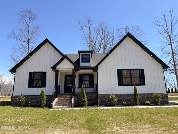 127 Bluff View Loop, Crossville, TN 38571