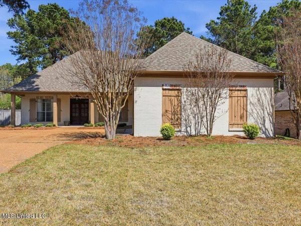 132 Hartfield Drive, Madison, MS 39110