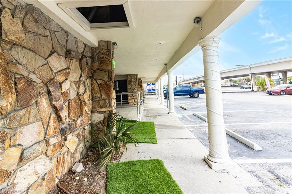 4434-4458 Cleveland Ave , Fort Myers, FL 33901 Photo