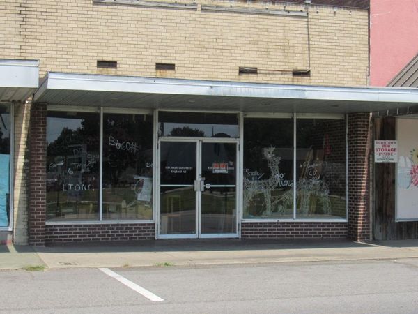 109 S Main Street , England, AR 72046