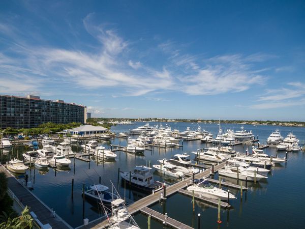 108 Lakeshore Drive, Unit 1041, North Palm Beach, FL 33408