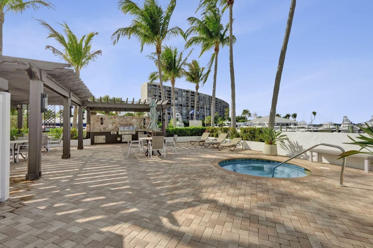 108 Lakeshore Drive, Unit 1041, North Palm Beach, FL 33408 Photo