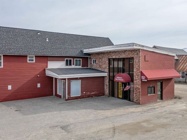 140 Portland Street, Morristown, VT 05661