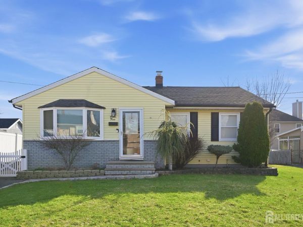 23 Pleasant Avenue , Iselin, NJ 08830