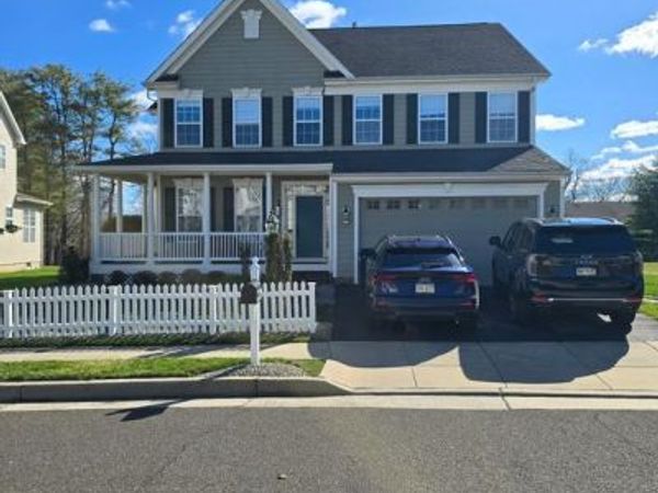 10 HARTFELD ROAD , NEWTOWN, PA 18940