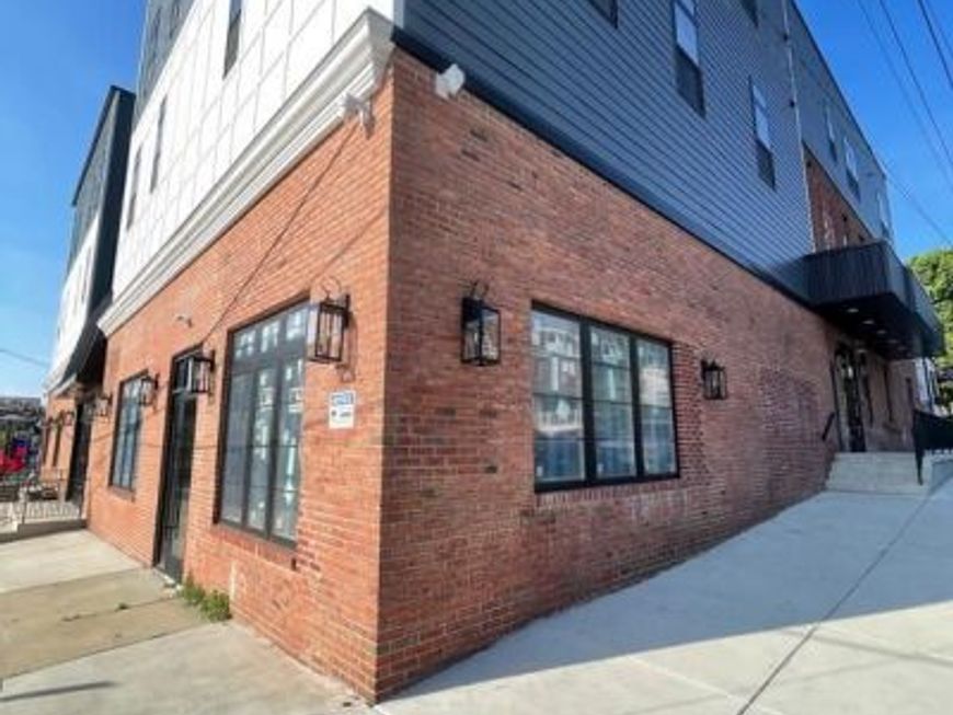 581 Jamestown, Philadelphia, PA 19128 Main Photo