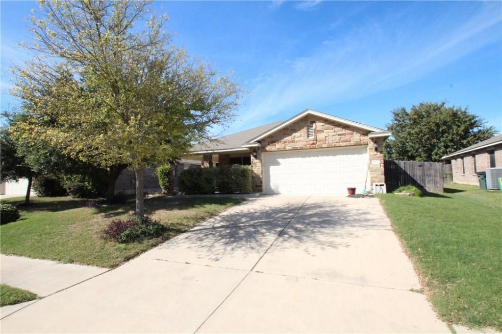 919 Flanagan Dr, Leander, TX 78641 Main Photo