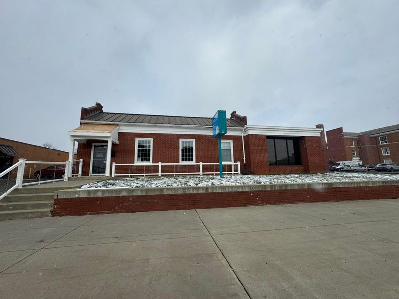 130 W Main Street , Newark, OH 43055 Photo 1