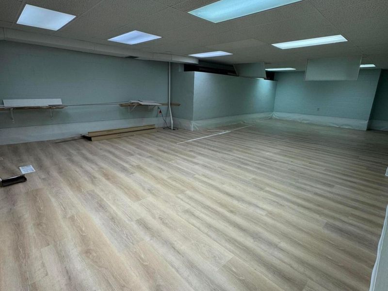 130 W Main Street , Newark, OH 43055 Photo 2