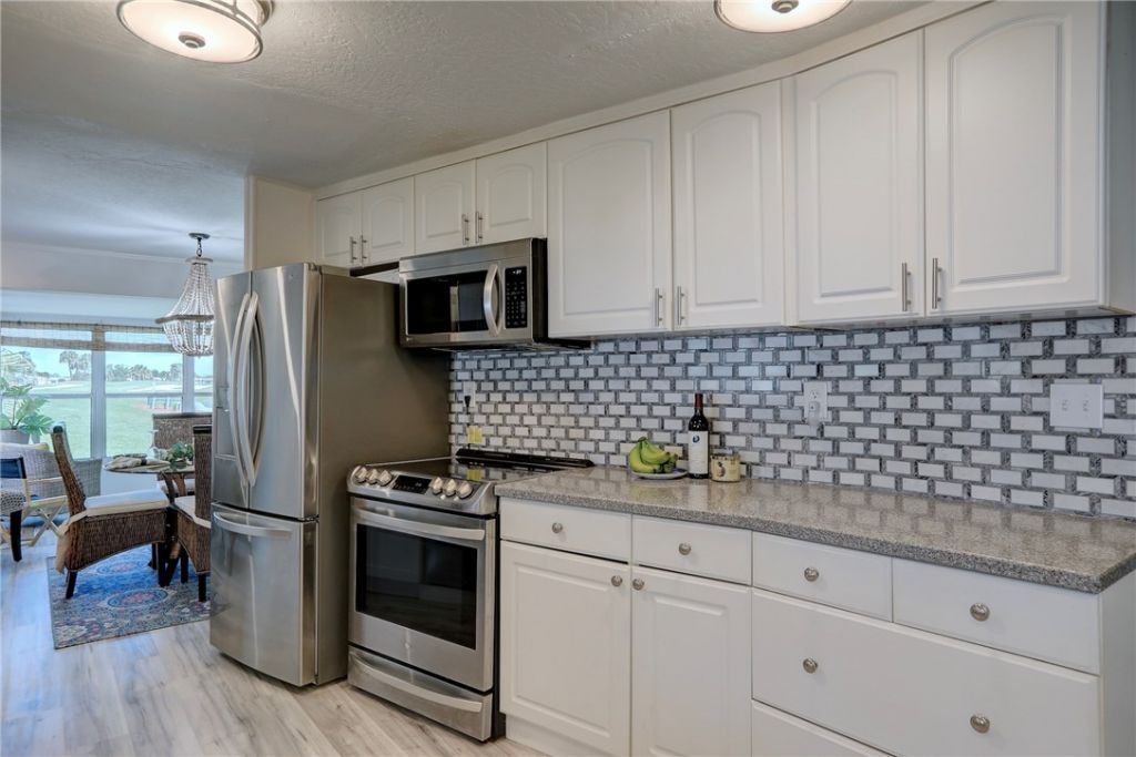 1142 Barefoot Circle, Barefoot Bay, FL 32976 Photo