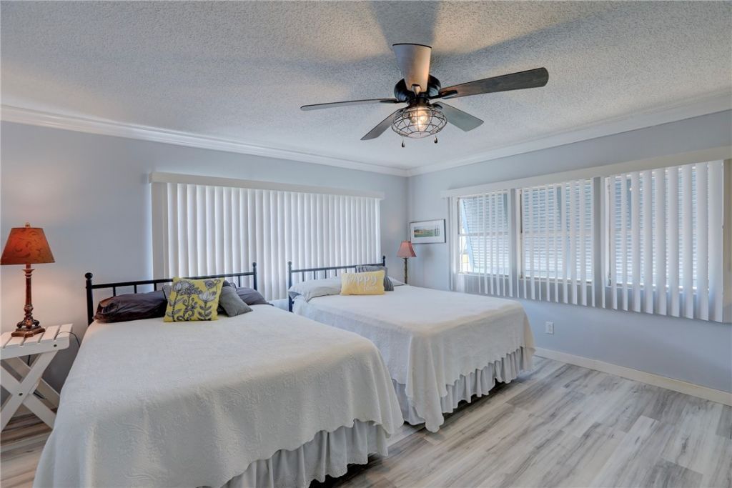 1142 Barefoot Circle, Barefoot Bay, FL 32976 Photo