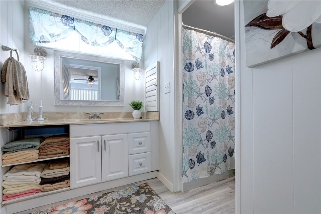1142 Barefoot Circle, Barefoot Bay, FL 32976 Photo