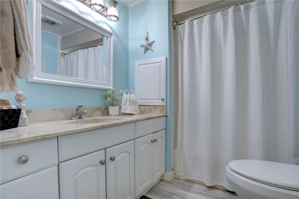 1142 Barefoot Circle, Barefoot Bay, FL 32976 Photo