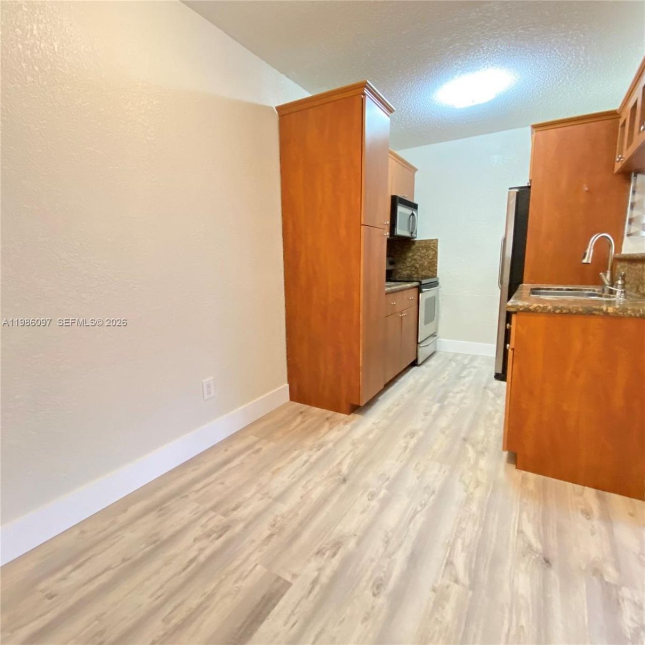 10794 N Kendall Dr, Unit B10, Miami, FL 33176 Photo