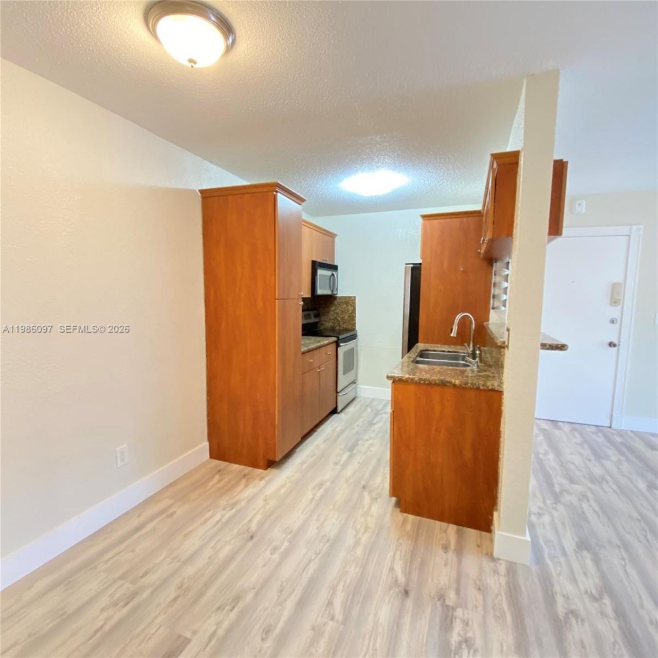 10794 N Kendall Dr , Unit B10, Miami, FL 33176 Photo