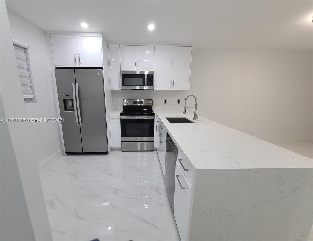 7703 Camino Real, Unit A-308, Miami, FL 33143 Photo