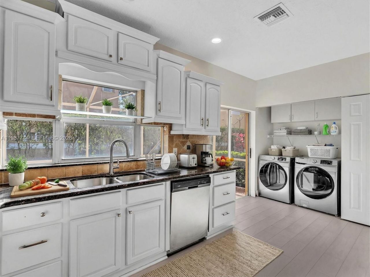 11407 Lakeview Dr , Unit 4-A, Coral Springs, FL 33071 Photo