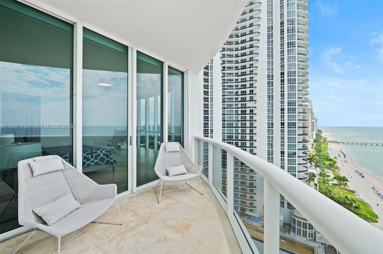 15901 Collins Ave , Unit 1801, Sunny Isles Beach, FL 33160 Photo