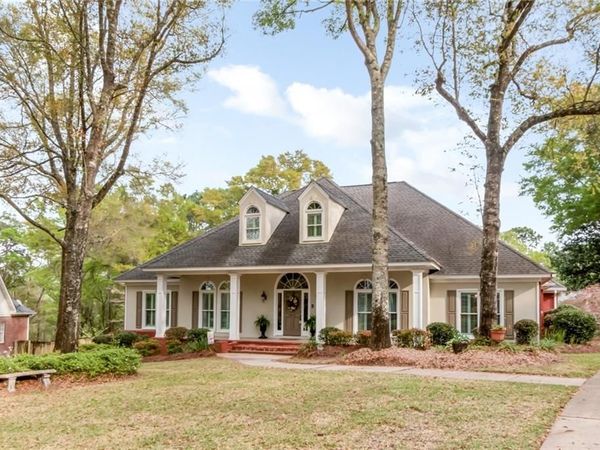 2875 Briarfield Lane, Mobile, AL 36693